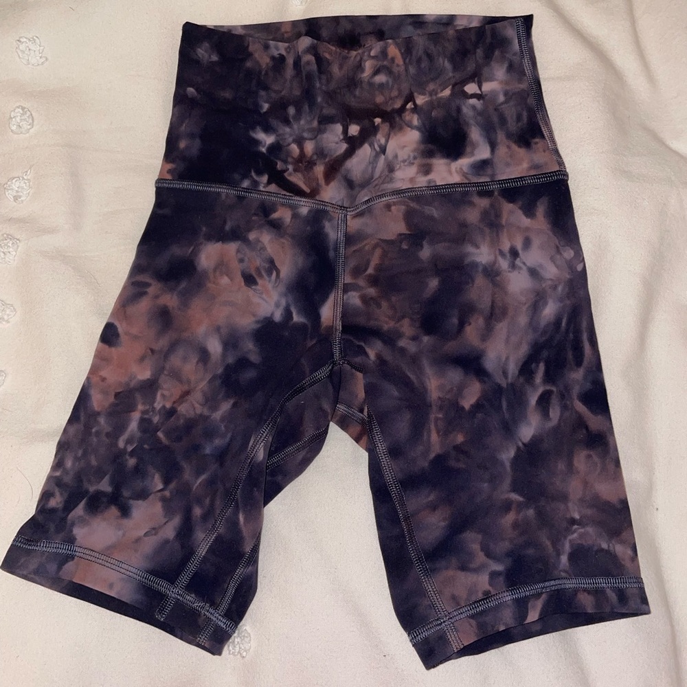 Lululemon align 6” shorts